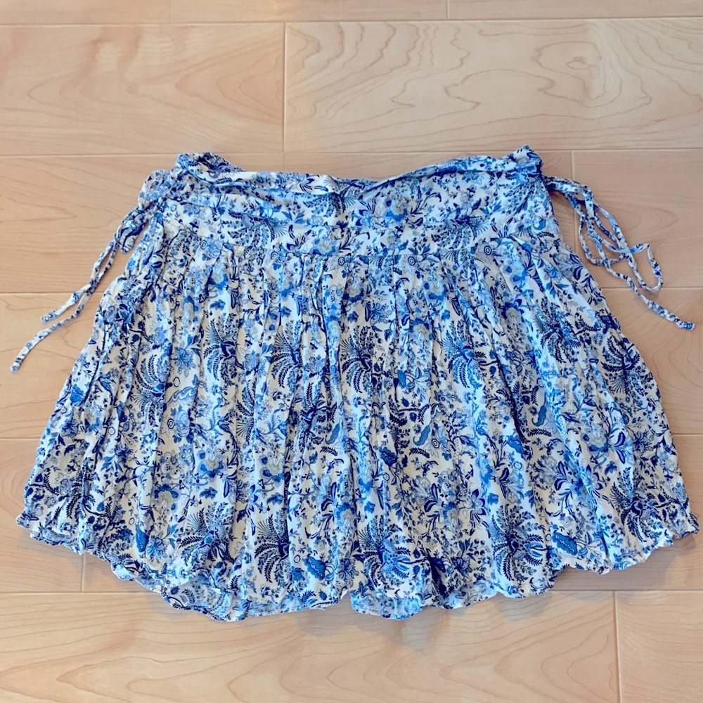 H&M Blue Flowy Floral Tie-Detail Blue Women’s Skirt Small